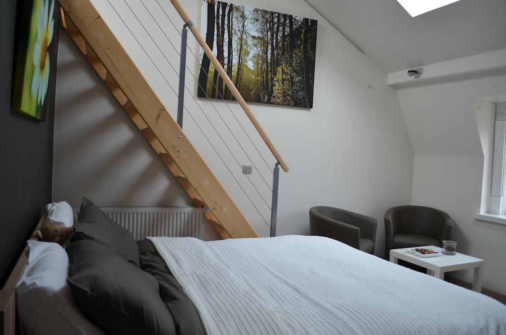 Het Houten Paard Ипр Номер фото